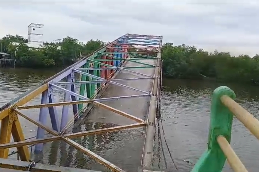 Beri Perhatian Khusus, Gubri Wahid Pastikan Pembangunan 2 Jembatan Ambruk di Meranti 2026