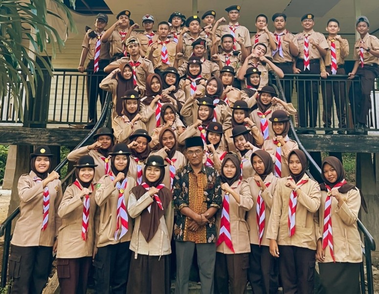Menapak Jejak Boru Namora, Pramuka SMA Negeri 1 Rambah Belajar Sejarah Langsung dari Situs Leluhur