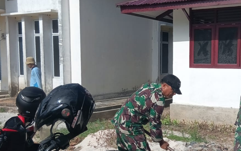 Babinsa Koramil 03 Sungai Sembilan Lakukan Pendampingan Pertanian di Batu Teritip