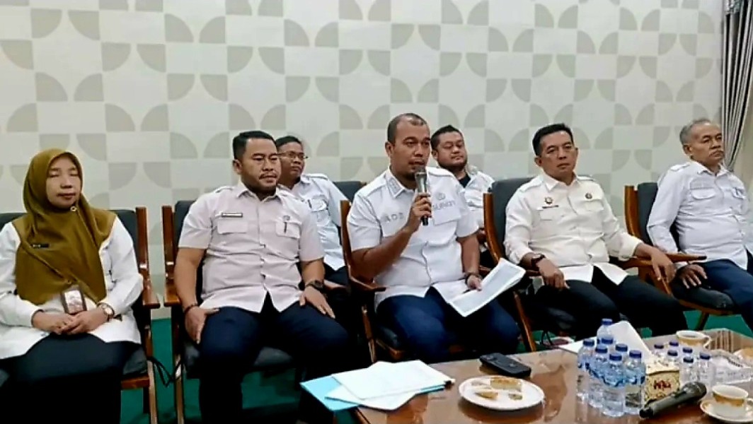 APBD-P 2026 Ditolak DPRD, Bupati Inhu Kumpulkan TAPD Bahas Langkah Strategis