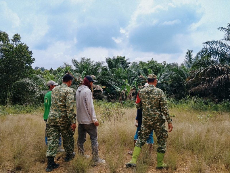 Serda Mayus Maruli Patroli Karhutla di Minas, Pastikan Wilayah Bebas Titik Api dan Asap