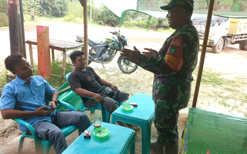 Koramil 02/Bukit Kapur Intensifkan Patroli Jalur Pipa Pertamina Hulu Rokan