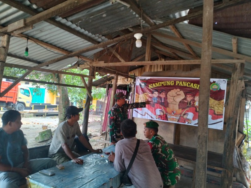 Koptu Salomo Sembiring Sosialisasikan Nilai-Nilai Pancasila kepada Warga Minas Jaya