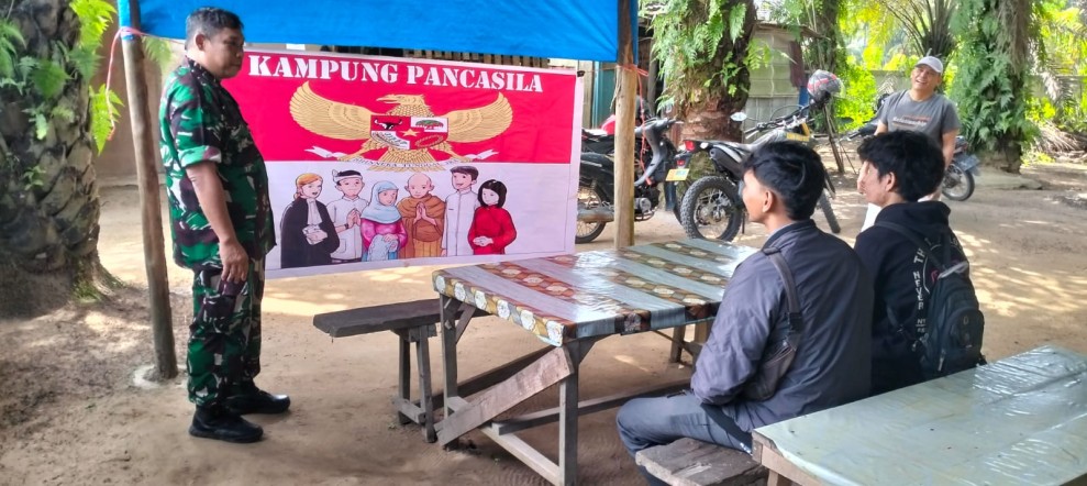 Peltu Ramli Nst Sosialisasikan Nilai-Nilai Pancasila kepada Warga Kampung Maredan Barat