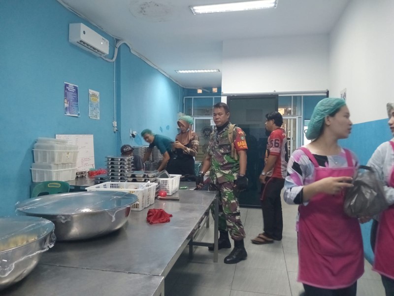 Kodim 0320/Dumai Kawal Program Makan Bergizi Gratis, 2.253 Penerima Manfaat di Sukajadi dan Bintan