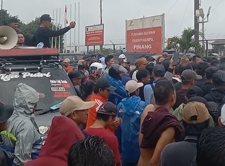 Aksi Damai Jilid II, Ratusan Warga Kubu–Kuba Kembali Desak PT PHR Penuhi Tuntutan