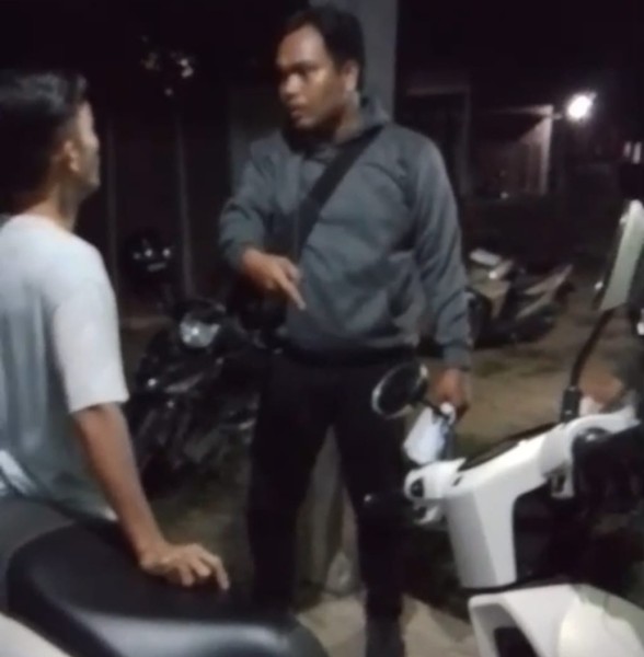 Diduga Langgar Putusan MK, Oknum Debt Collector PT Summit Oto Finance Intimidasi Nasabah di Inhu