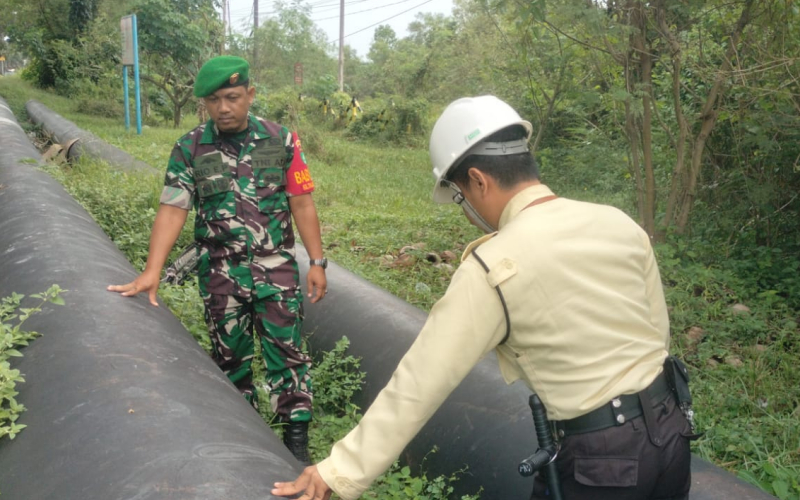 Sertu Rio Eko Pimpin Patroli Jalur Pipa, Situasi Terpantau Aman dan Nihil Gangguan