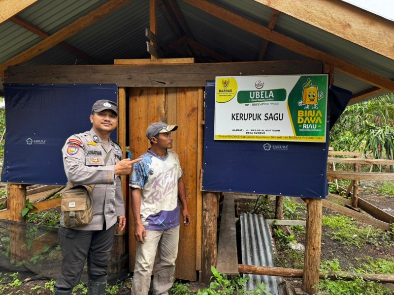 MELAKUKAN PEMBINAAN TERHADAP UMKM KERUPUK SAGU DESA KUNDUR, POLSEK TEBING TINGGI BARAT WUJUDKAN KETAHANAN PANGAN NASIONAL