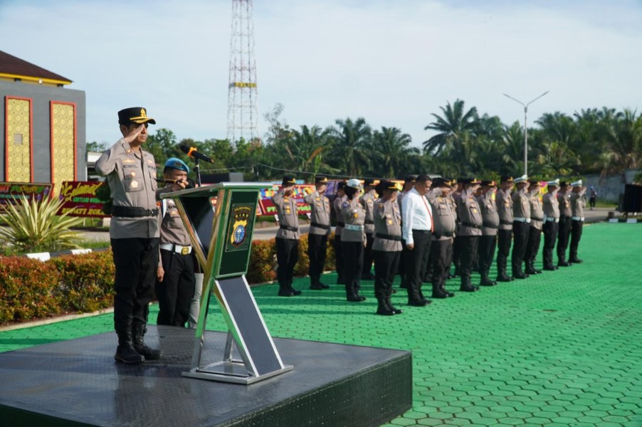 Kapolres Emil Eka Putra Pimpin Sertijab Pejabat Utama Polres Rokan Hulu