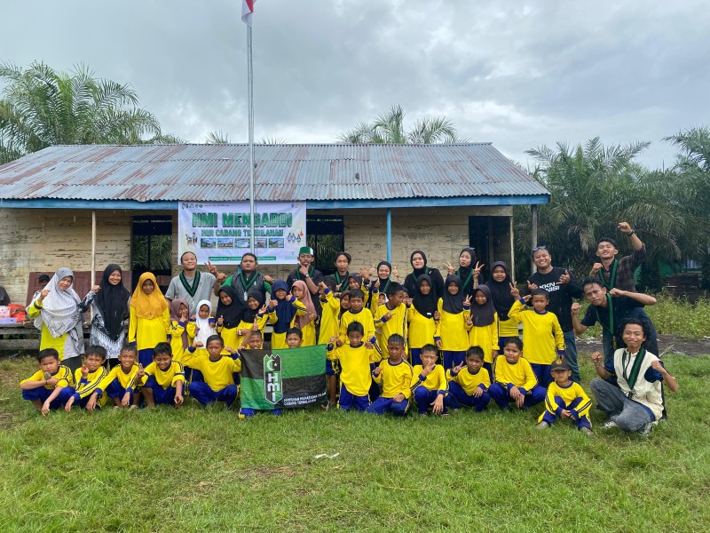 HMI Mengabdi: SD Marginal Tasik Pilang Jadi Sasaran, Wujud Nyata Kepedulian terhadap Pendidikan Marginal