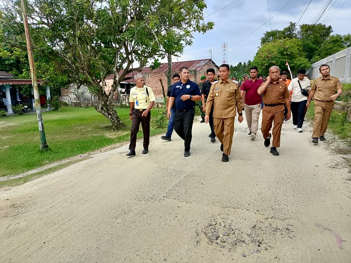 Pemko Pekanbaru Targetkan Perbaikan 17 Ruas Jalan Strategis di Awal 2026