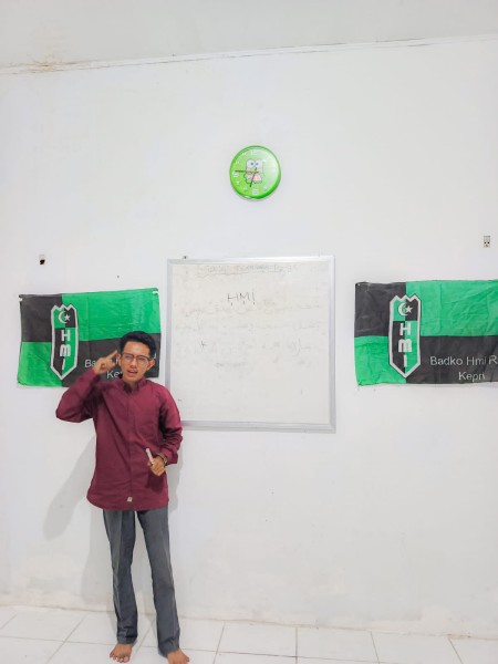 Fasilitas Terbengkalai dan Penumpukan Sampah di Bawah Jembatan Siak Cemari Wajah Kota