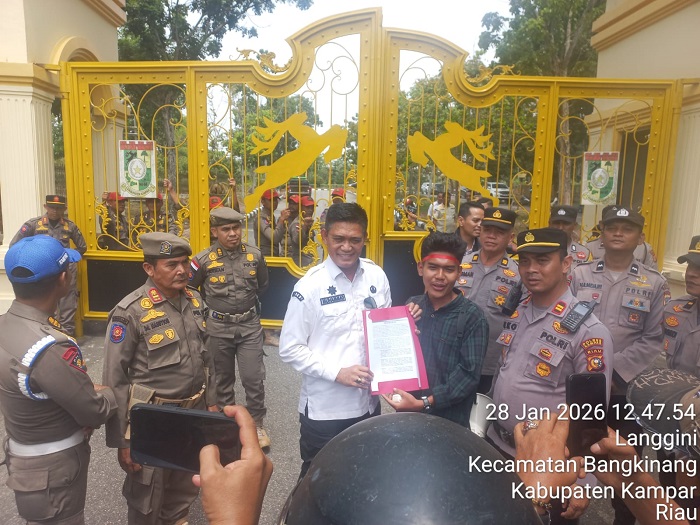 Dinilai Gagal Bangun Komunikasi, Fordismari Desak Bupati Kampar Copot Pj Sekda Ardi Mardiansyah