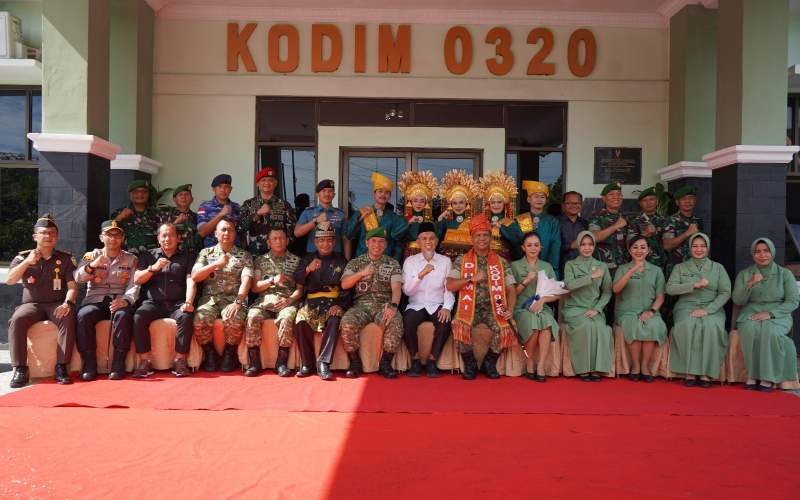 Danrem 031/WB Beri Pengarahan dan Motivasi Prajurit serta Persit Kodim 0320 Dumai