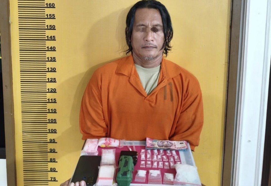 Jadikan Rumah sebagai Markas Peredaran Sabu, Nana Dibekuk Polsek Rengat Barat
