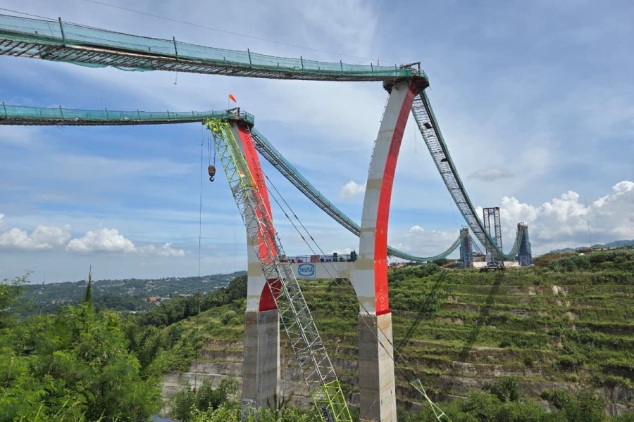 Inovasi Wisata, Jembatan Kaca Sukamahi Bogor Lampaui Bromo, Target Beroperasi 2026