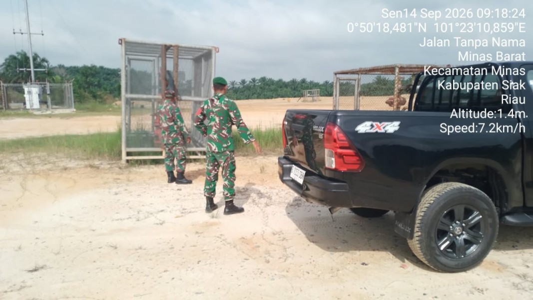 Pelda Benriyadi dan Sertu Joko Purnomo Perkuat Pengamanan Area PHR Minas Lewat Patroli dan Komsos