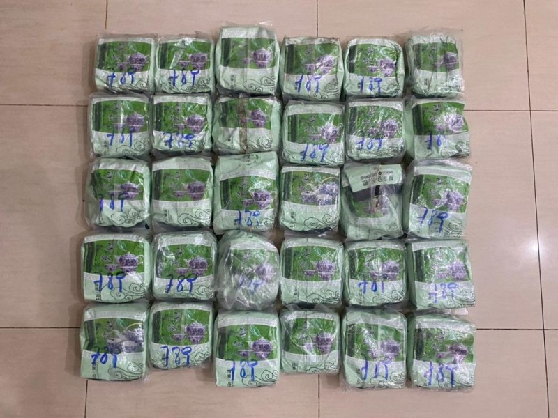 Dibackup Lanal Dumai, Polda Riau Gagalkan Penyelundupan 30 Kilogram Sabu di Pelabuhan Roro