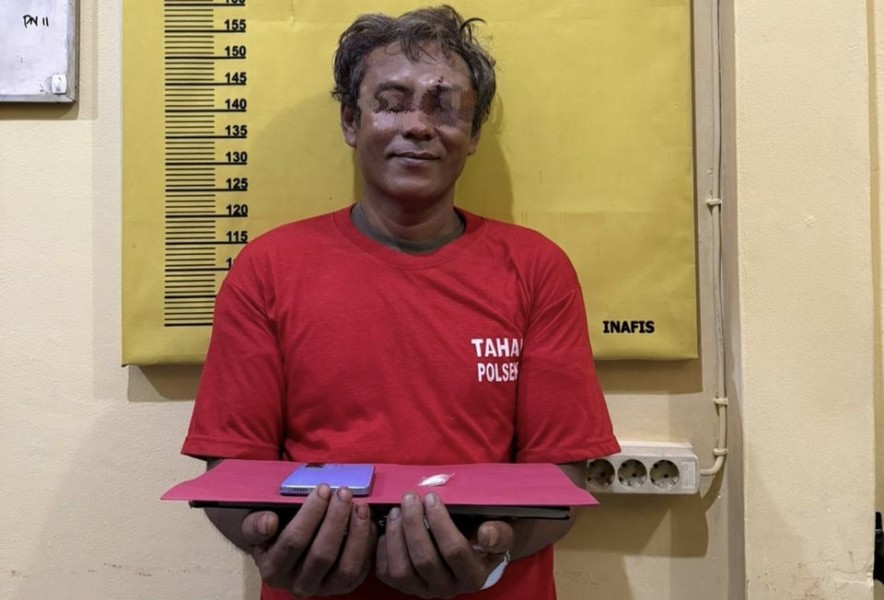 Simpan Sabu, Warga Desa Pasir Ringgit Digelandang ke Polsek Lirik