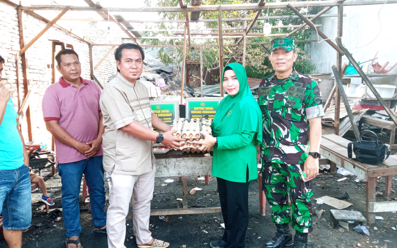 TNI Peduli: Kodim 0320 Dumai Bantu Warga Terdampak Kebakaran