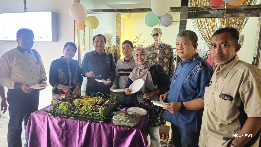 Butik Selaras Resmi Dibuka, Ketua Dewan Kehormatan PWI Pusat Beri Apresiasi