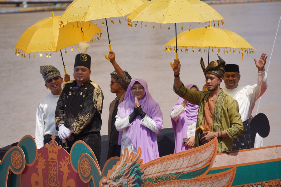 Kapal Harimau Buas Jadi Daya Tarik Pawai Perahu Hias MTQ Riau, Angkat Jejak Perjuangan Kesultanan Siak