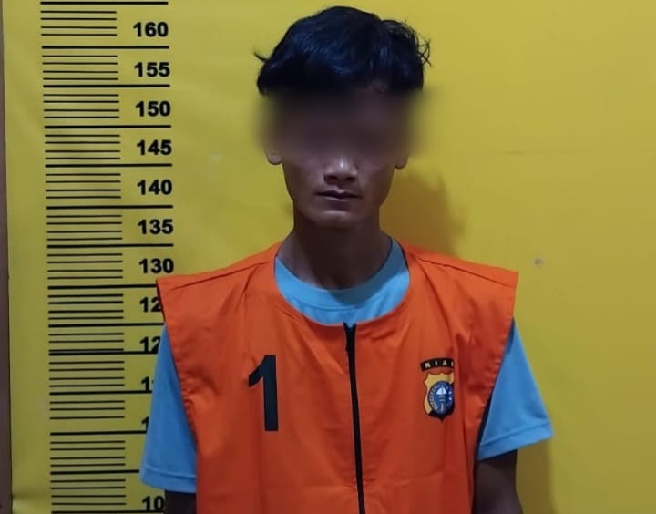Polsek Sungai Mandau Tangkap Kurir Sabu, Sembunyikan Barang Bukti di Batang Pisang