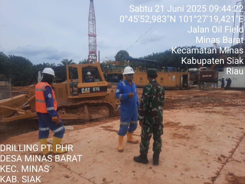 Babinsa Koramil 03/Minas Laksanakan Patroli Keamanan di Lokasi Drilling Rig BDSI#27, Situasi Aman Terkendali
