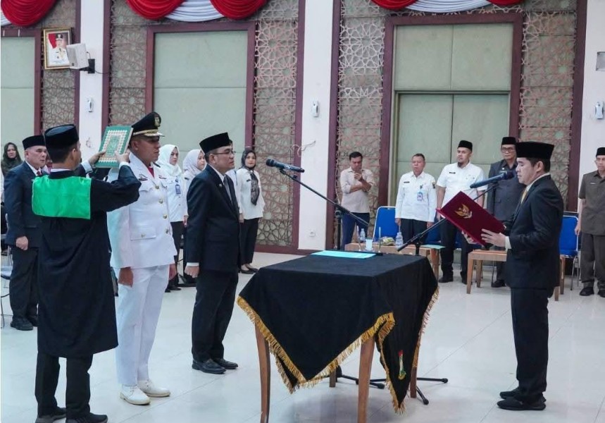 Pj Sekda Kampar Lantik 43 Pejabat, Tekankan Kedisiplinan