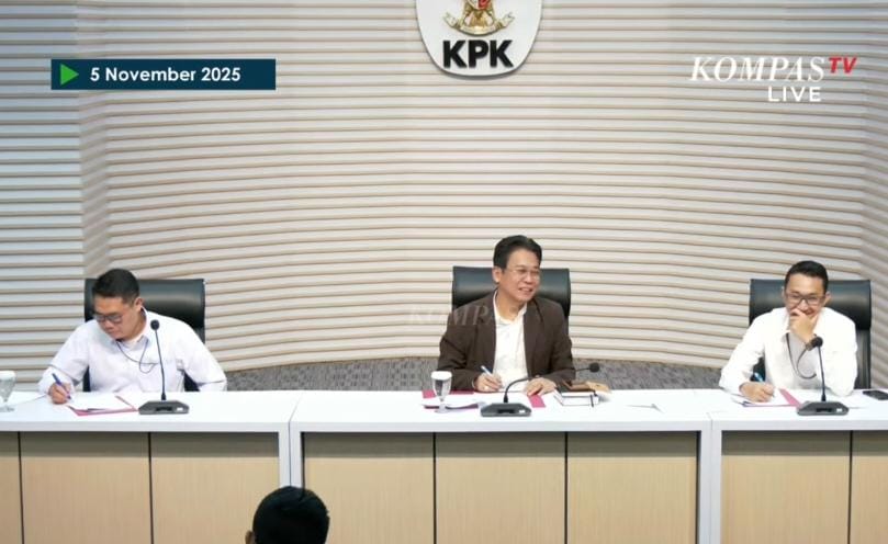 Durian Runtuh di Riau Jadi Sorotan Wartawan Saat Konferensi Pers KPK