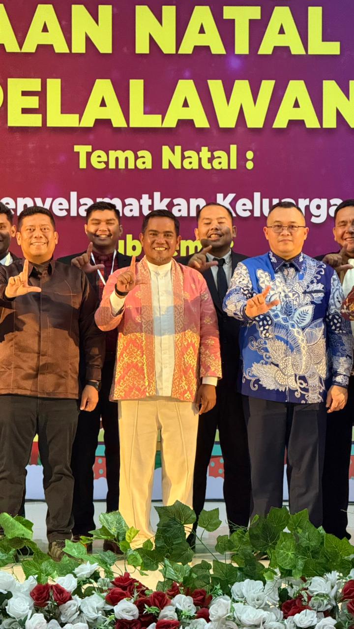 Bupati Hadiri Perayaan Natal Umum Kabupaten Pelalawan Tahun 2025
