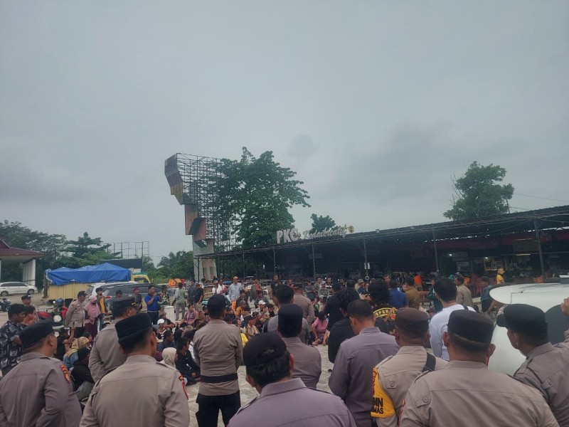 AMMP Geruduk DPRD Pelalawan, Desak Kepastian Relokasi dan Transparansi Dokumen TNTN