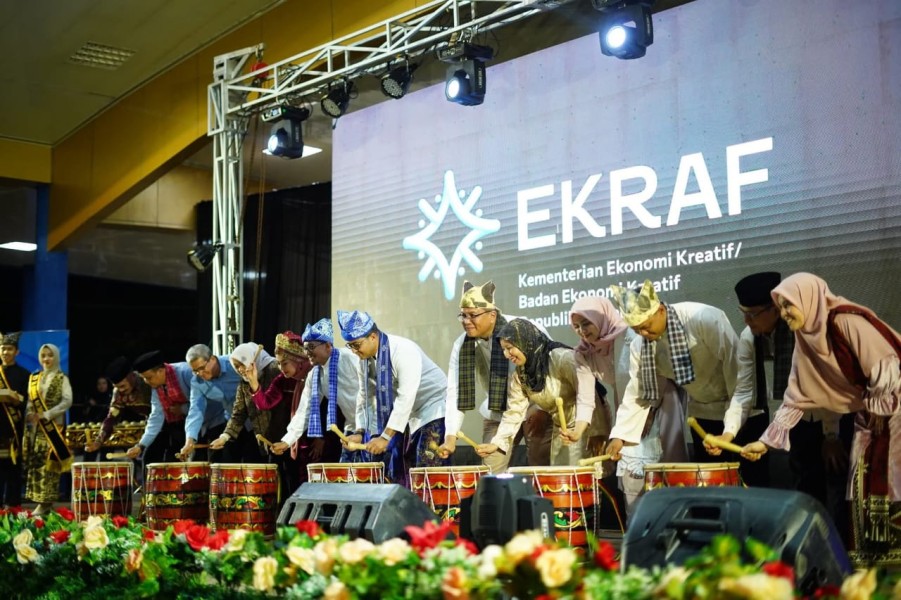 Menteri Ekraf RI Resmikan Tanah Datar Ekraf Fest,Kembangkan Sektor Ekonomi Kreatif