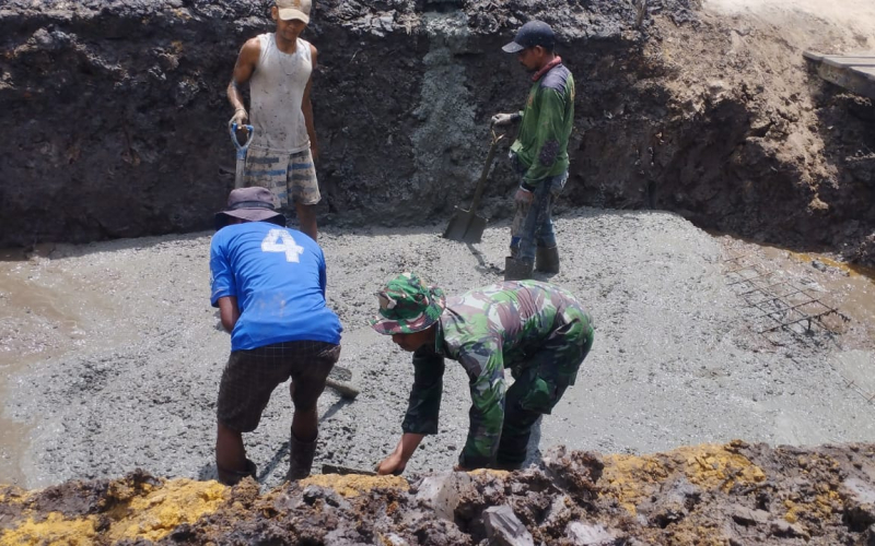 Kodim 0320 Dumai Terus Kawal Pembangunan Dua Jembatan Armco di Sungai Sembilan