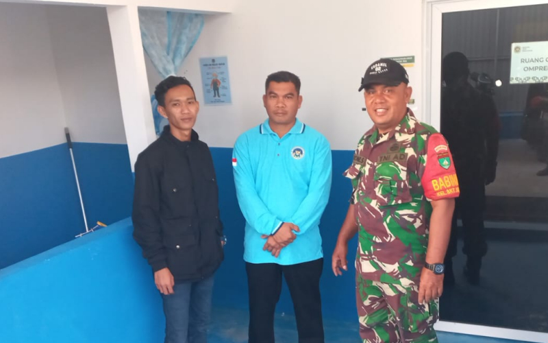 Program Makanan Bergizi Gratis di SMA Negeri 3 Dumai Berjalan Lancar dengan Pendampingan Babinsa