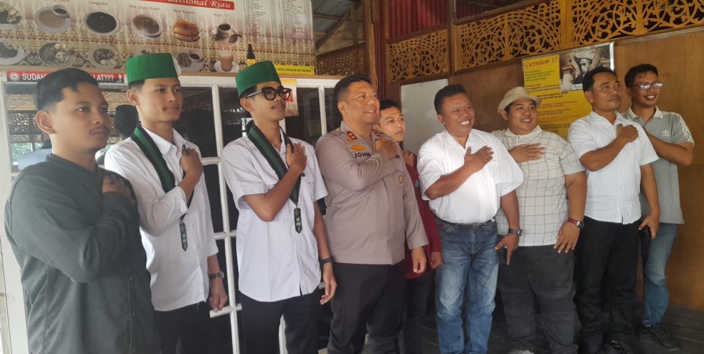 Coffee Morning Kapolres Pelalawan Bersama Mahasiswa dan Insan Pers Perkuat Sinergi Jaga Kamtibmas dan Dukung Pembangunan Daerah