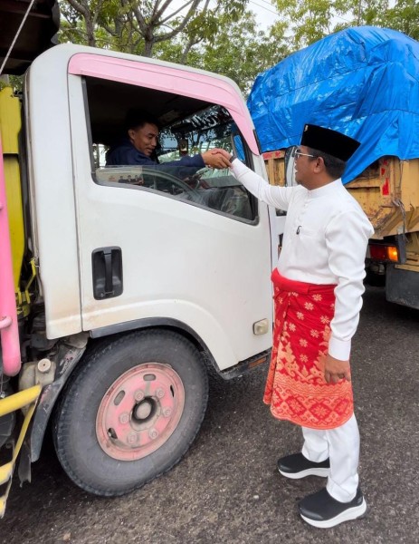 Pemkab Pelalawan Salurkan Bantuan Lanjutan untuk Korban Bencana di Aceh, Sumut, dan Sumbar