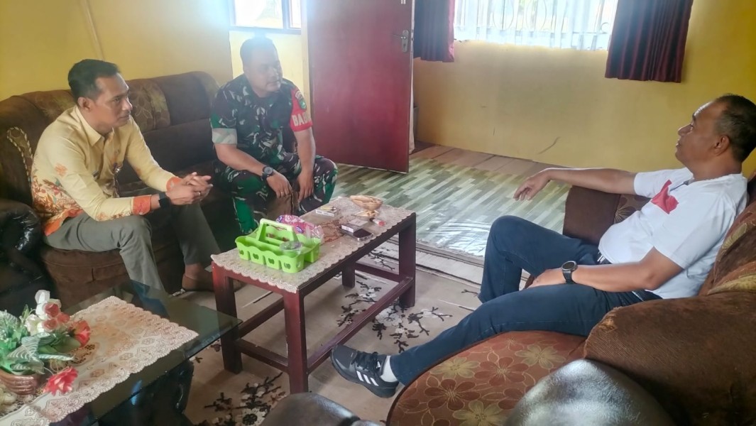 Babinsa Koramil 06/Kateman Laksanakan Pengawasan SDM dan Sosialisasi Program Presiden