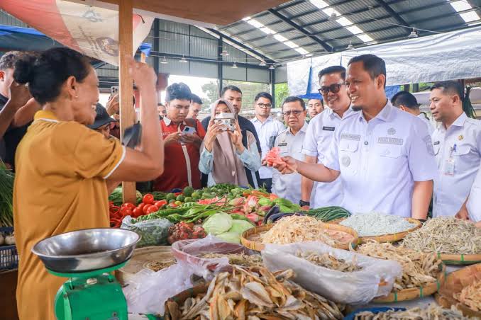 Daya Beli di Pasar Tradisional Turun, Pemko Pekanbaru Siapkan Regulasi Pasar Kaget