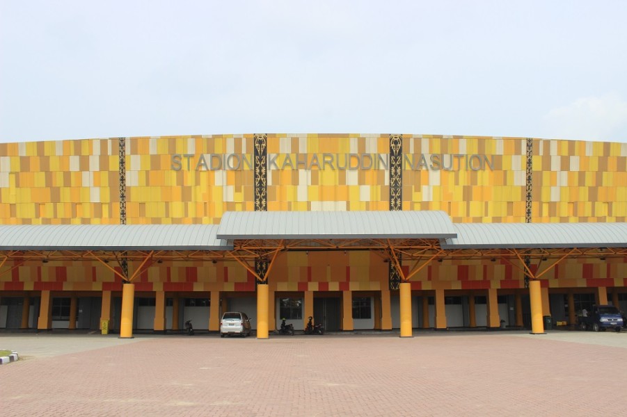 Pemprov Riau Kaji Skema Kerjasama Pengelolaan Stadion Kaharudin Nasution dengan Pihak Ketiga