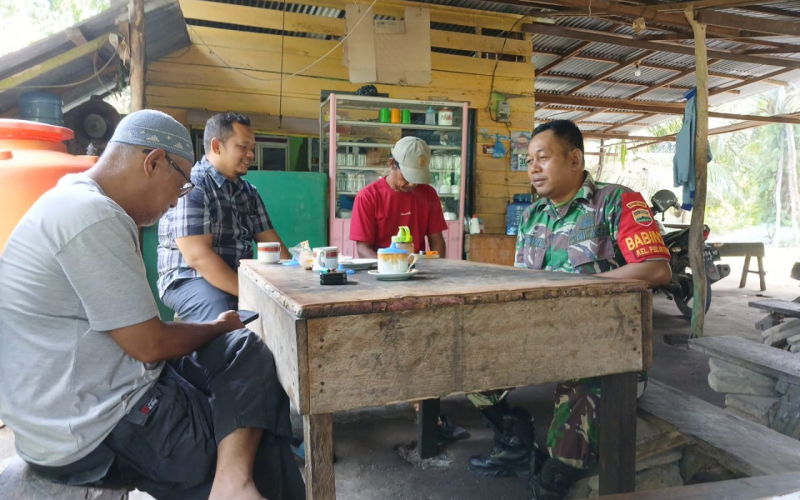 Patroli Sertu Misriyadi Sebagai Bentuk Antisipasi Kebakaran Lahan dan Hutan