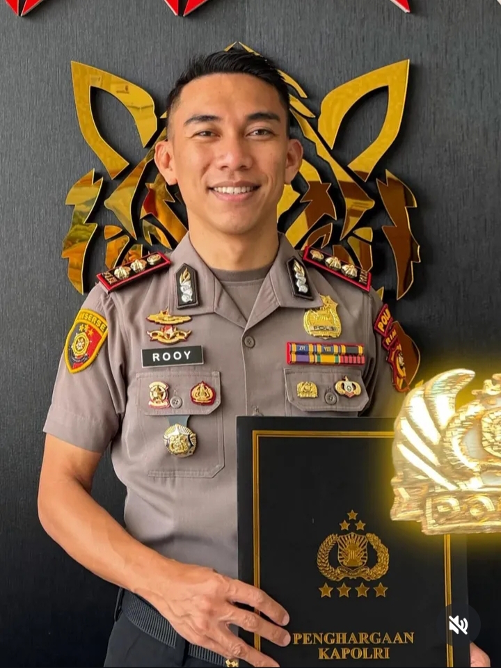 Pin Emas Kapolri untuk Perwira Berprestasi: Polda Riau Ukir Sejarah dalam Penyelamatan Gajah Liar