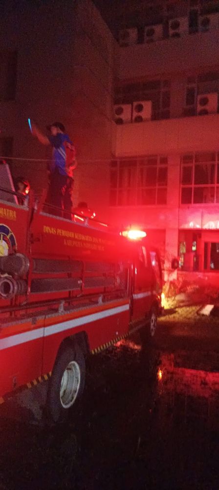 Diduga Korsleting Listrik di Ruang Kesra, Kerugian Kebakaran Kantor Bupati Inhil Rp100 Juta