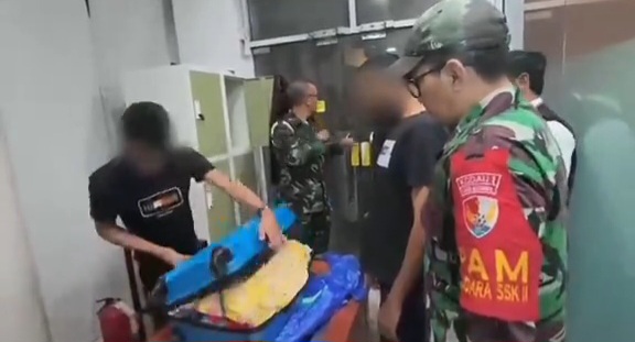 Polda Riau Gagalkan Penyelundupan 2 Kg Sabu di Bandara SSK II, Kurir Asal Aceh Ditangkap