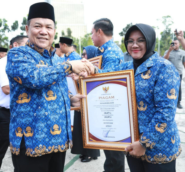 Siak Raih Penghargaan UHC HKN 2025, Capaian Kepesertaan Jaminan Kesehatan 98,87%