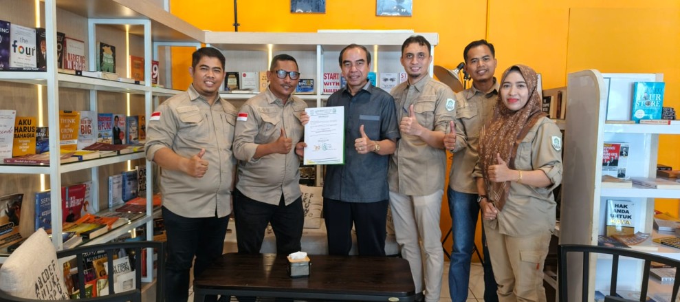 IKA FH Sampaikan Surat Dukungan Resmi Untuk Wan Muhammad Hasyim Maju Ketua IKA UNRI