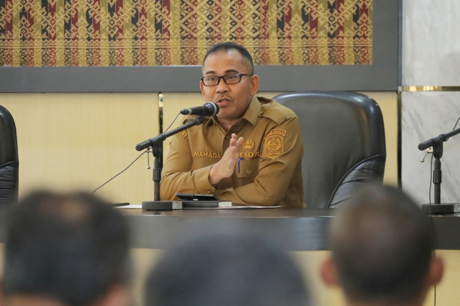 Tanpa Open House, Bupati dan Wabup Siak Tetap Sambut Warga di Rumah Rakyat