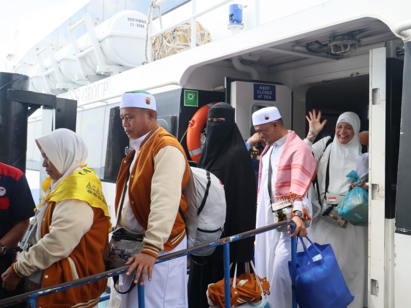 Terminal Penumpang Pelindo Dumai Sambut Kepulangan Jemaah Haji Rohil dengan Pelayanan Prima