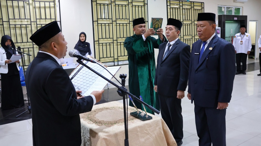 Kakanwil Kemenag Riau Rotasi Pimpinan Kemenag Kampar dan Siak